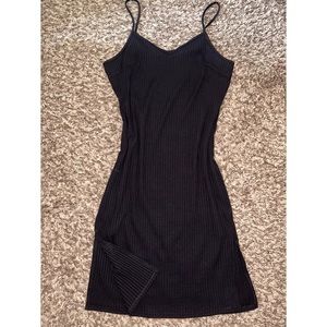 Fashion Nova Ribbed Midi Dress w/slit